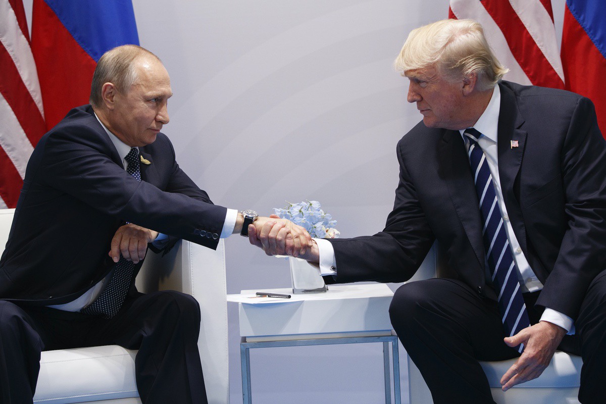 President Donald Trump meets with Russian President Vladimir Putin at the G20 Summit, Friday, July 7, 2017, in Hamburg. (AP Photo/Evan Vucci)