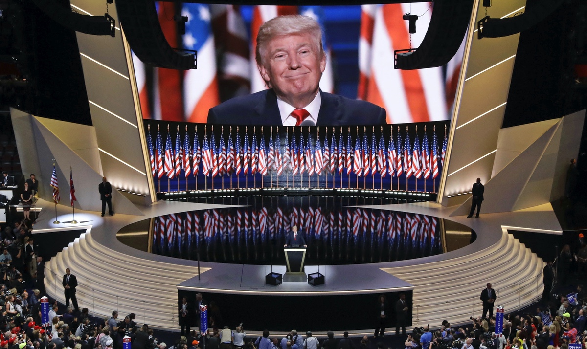 Donald Trump smiles as he addresses delegates during the final day session of the Republican National Convention in Cleveland. July 21, 2016. (AP Photo/Patrick Semansky)